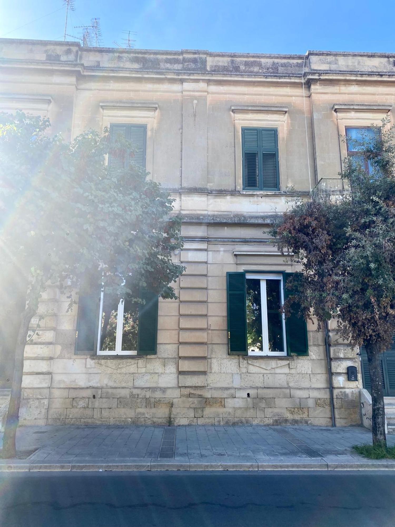 Nina Bed & Breakfast 3*